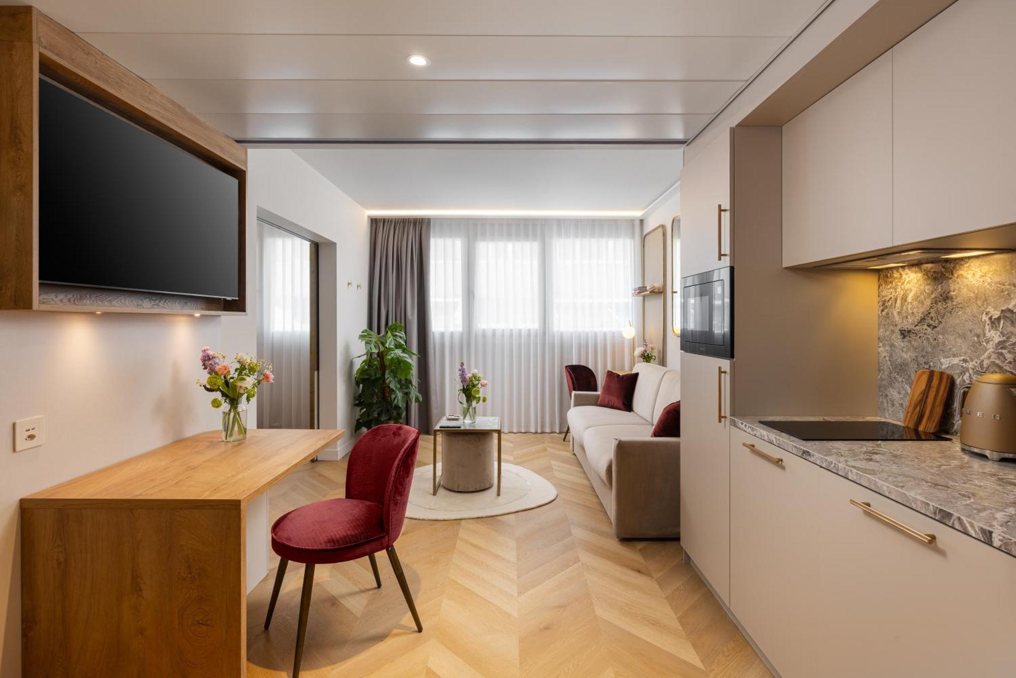 Royal Manotel Geneva Luaran gambar