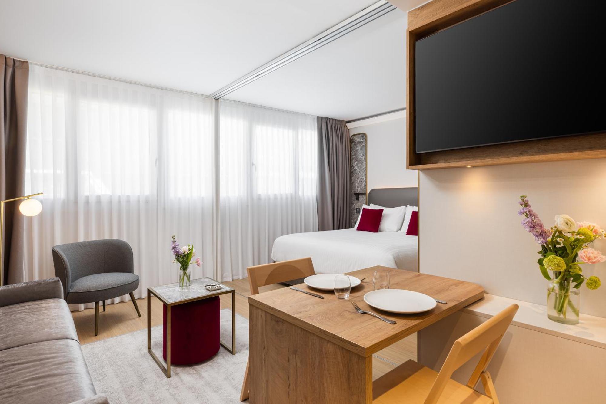 Royal Manotel Geneva Luaran gambar